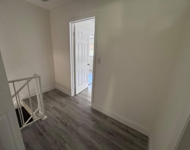 7918 Kimberly Boulevard - Photo Thumbnail 19