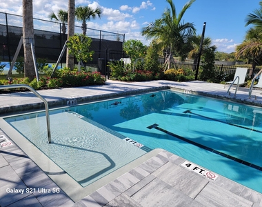 8433 Beagle Terrace - Photo Thumbnail 19