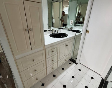 9510 Seagrape Drive - Photo Thumbnail 23