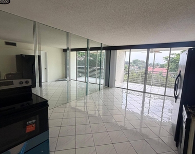 9510 Seagrape Drive - Photo Thumbnail 19