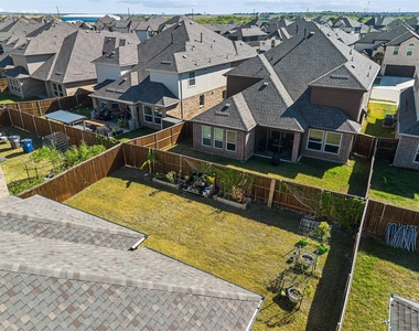 6228 White Creek Drive - Photo Thumbnail 25
