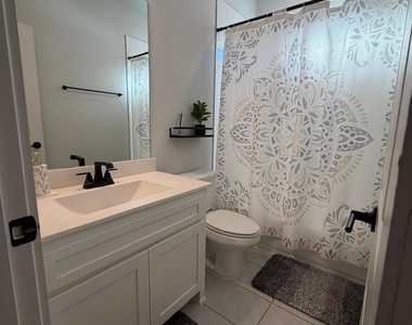6228 White Creek Drive - Photo Thumbnail 21