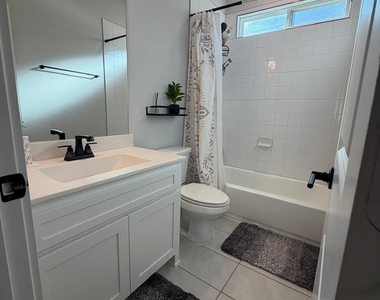 6228 White Creek Drive - Photo Thumbnail 18