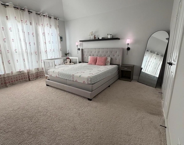 6228 White Creek Drive - Photo Thumbnail 13