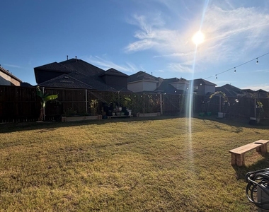 6228 White Creek Drive - Photo Thumbnail 29