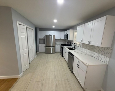 2320 Prichard Lane - Photo Thumbnail 3