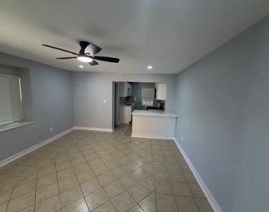 2320 Prichard Lane - Photo Thumbnail 2