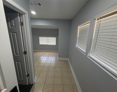 2320 Prichard Lane - Photo Thumbnail 17