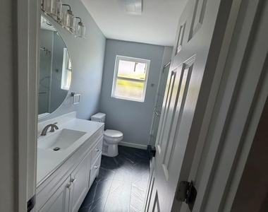 2320 Prichard Lane - Photo Thumbnail 7