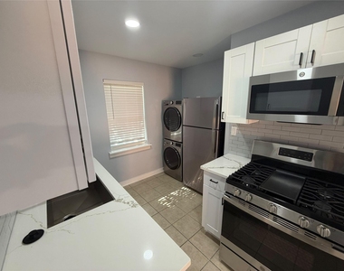 2320 Prichard Lane - Photo Thumbnail 14
