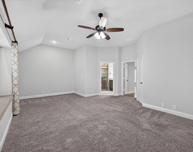 1941 Silverleaf Drive - Photo Thumbnail 18