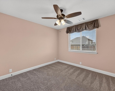 1941 Silverleaf Drive - Photo Thumbnail 26