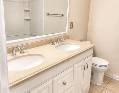 1207 Fox Trail Drive - Photo Thumbnail 13