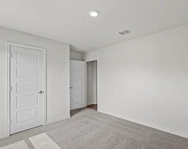 2067 Hearn Drive - Photo Thumbnail 17