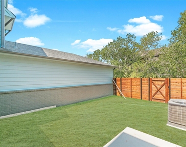 9549 Thorncrown Lane - Photo Thumbnail 30