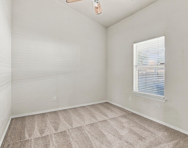 6425 Regina Drive - Photo Thumbnail 19