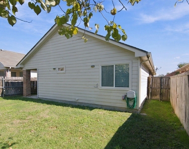 6425 Regina Drive - Photo Thumbnail 30