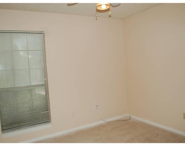1127 Rimcrest Drive - Photo Thumbnail 18