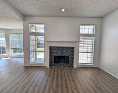 6909 Cinnabar Drive - Photo Thumbnail 11