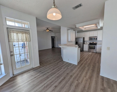 6909 Cinnabar Drive - Photo Thumbnail 21