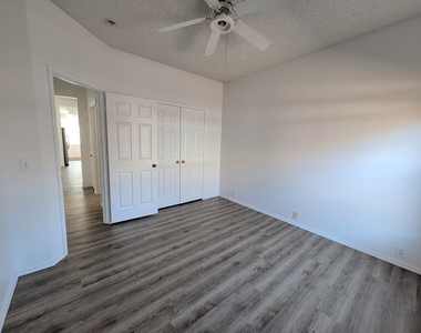 6909 Cinnabar Drive - Photo Thumbnail 33