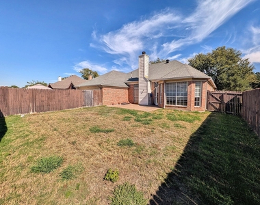 6909 Cinnabar Drive - Photo Thumbnail 37