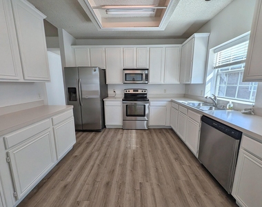 6909 Cinnabar Drive - Photo Thumbnail 17