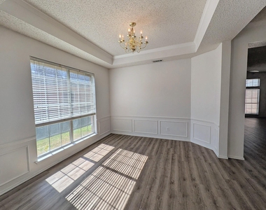 6909 Cinnabar Drive - Photo Thumbnail 6