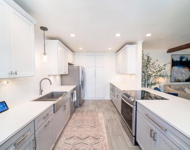 3648 Jubilee Trail - Photo Thumbnail 4