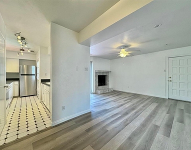 4347 Dickason Avenue - Photo Thumbnail 8