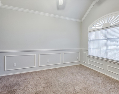 5512 Rock Canyon Road - Photo Thumbnail 11
