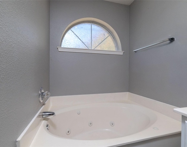 224 Cobblestone Circle - Photo Thumbnail 26