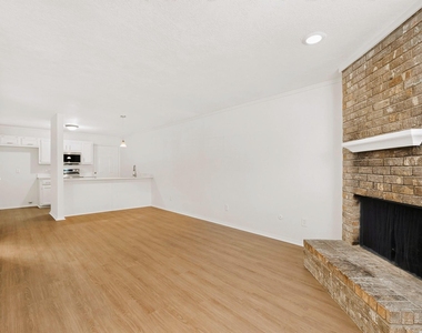 132 Graystone Place - Photo Thumbnail 6
