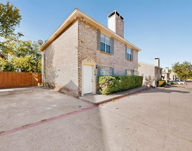 132 Graystone Place - Photo Thumbnail 1