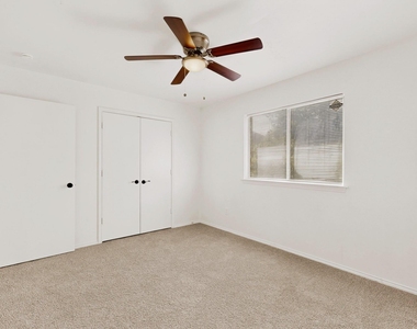 132 Graystone Place - Photo Thumbnail 20