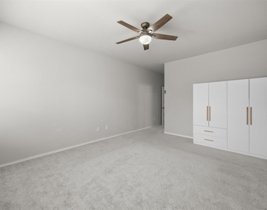 312 Crescent Avenue - Photo Thumbnail 11