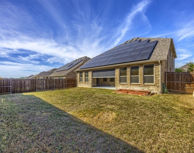 312 Crescent Avenue - Photo Thumbnail 19