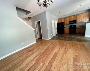 12821 James Blakeney Avenue - Photo Thumbnail 3