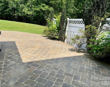 12821 James Blakeney Avenue - Photo Thumbnail 11