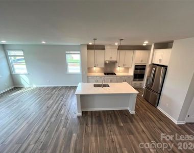 1402 Mossy Glade Road - Photo Thumbnail 4
