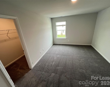 1402 Mossy Glade Road - Photo Thumbnail 14