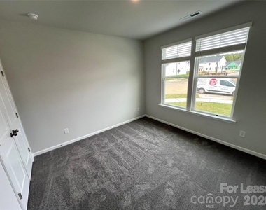 1402 Mossy Glade Road - Photo Thumbnail 15