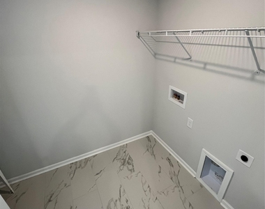 1402 Mossy Glade Road - Photo Thumbnail 17