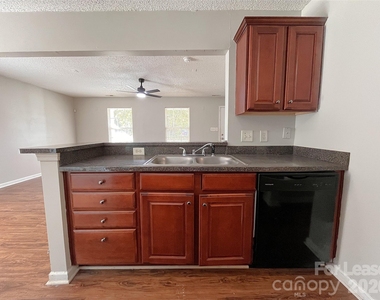 506 Railway Place Sw - Photo Thumbnail 10