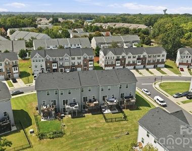 2595 Grantham Place Drive - Photo Thumbnail 38