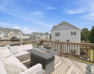 2595 Grantham Place Drive - Photo Thumbnail 25