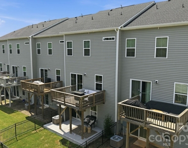 2595 Grantham Place Drive - Photo Thumbnail 35
