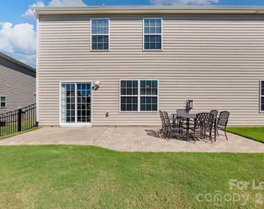 2204 Reid Pointe Avenue - Photo Thumbnail 6