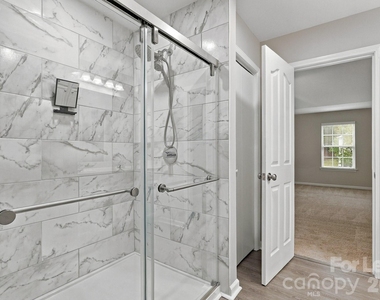 2204 Reid Pointe Avenue - Photo Thumbnail 29