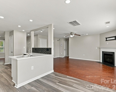 2204 Reid Pointe Avenue - Photo Thumbnail 21